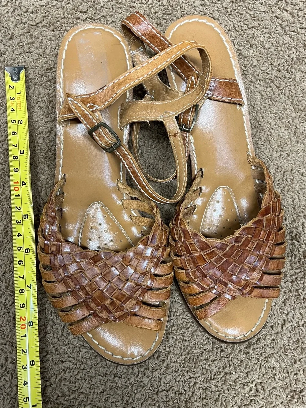 Woven leather sandals w/ chunky wooden heel sz 5; wedding guest, summer fling